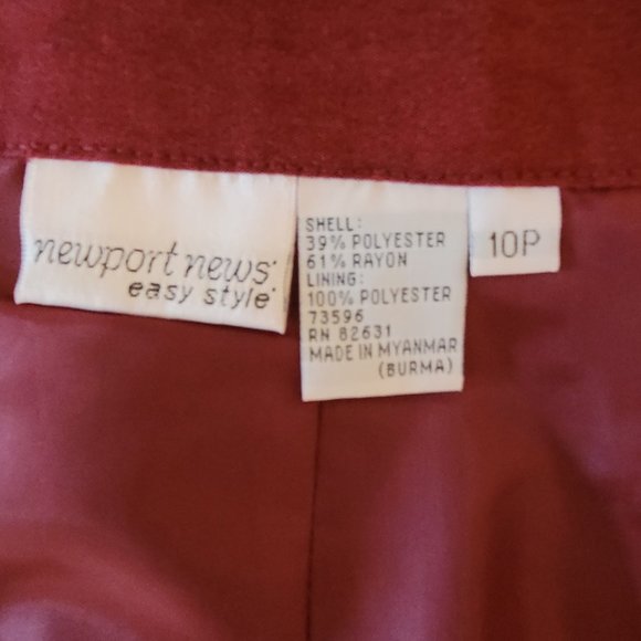 Cranberry Lined Pencil Skirt by Newport News. Size Small/Medium. - Picture 7 of 8